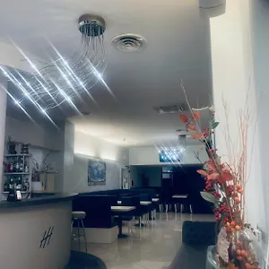 Holiday- Finestrella Bologne